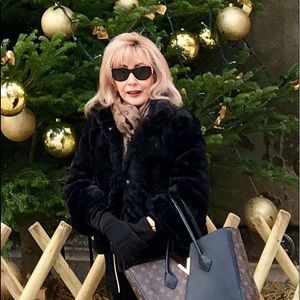 Meet your Posher, Celina